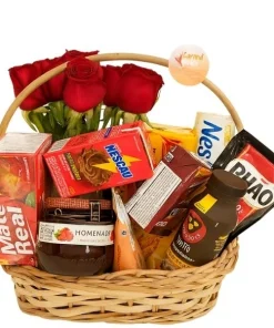 Cesta Delicadeza Com Rosas E Chocolates
