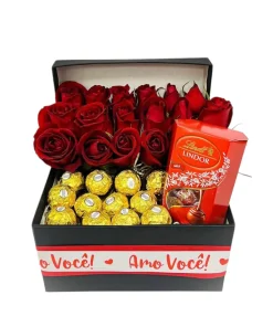 Caixa Quadrada com Rosas